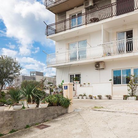 Apartments Sunshine Rays Дуче Екстер'єр фото