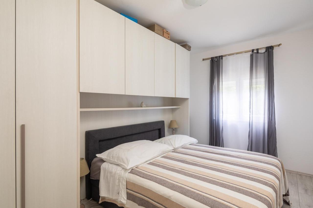 Apartments Sunshine Rays Дуче Екстер'єр фото