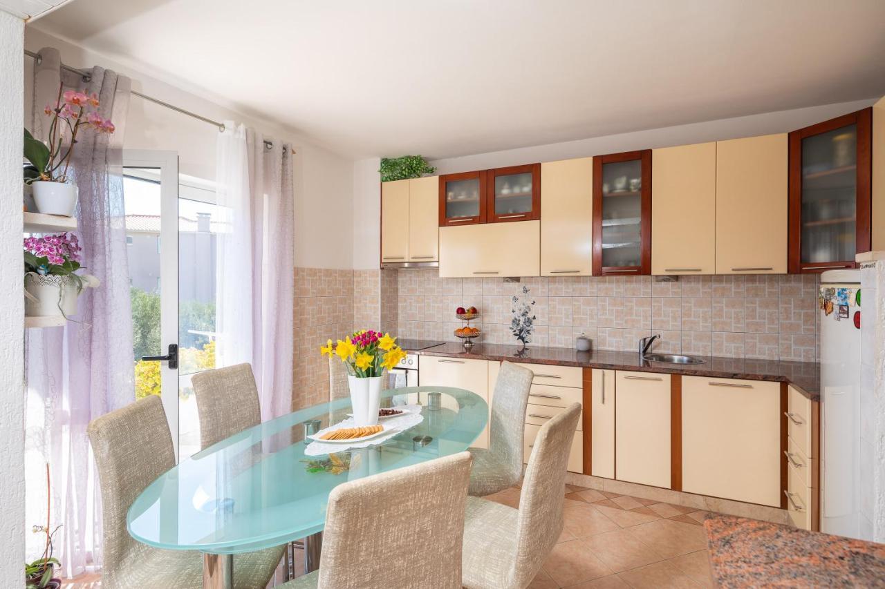 Apartments Sunshine Rays Дуче Екстер'єр фото